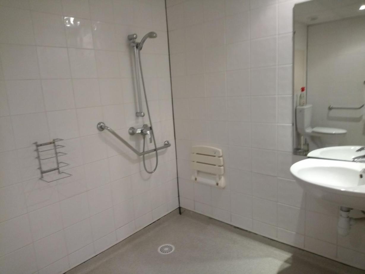Agreable Studio Familial A Lourdes, Proche Gare Екстер'єр фото
